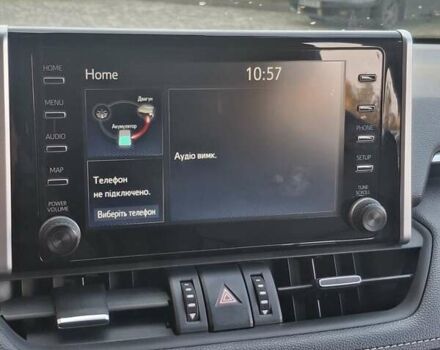 Серый Тойота RAV4 PHEV, объемом двигателя 2.5 л и пробегом 60 тыс. км за 37000 $, фото 6 на Automoto.ua