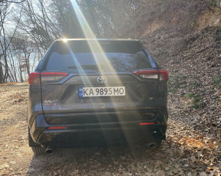 Серый Тойота RAV4 PHEV, объемом двигателя 2.49 л и пробегом 149 тыс. км за 37500 $, фото 4 на Automoto.ua
