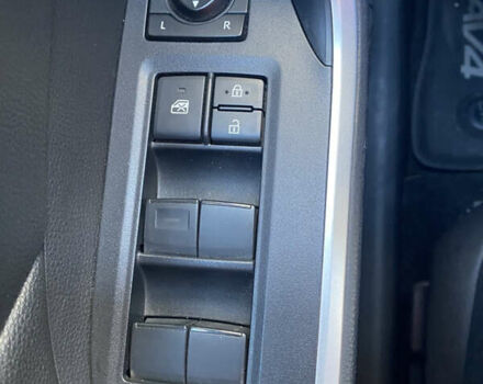 Серый Тойота RAV4 PHEV, объемом двигателя 2.49 л и пробегом 149 тыс. км за 37500 $, фото 17 на Automoto.ua