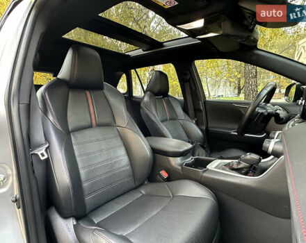 Сірий Тойота RAV4 PHEV, об'ємом двигуна 2.5 л та пробігом 63 тис. км за 49500 $, фото 51 на Automoto.ua