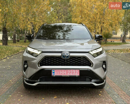 Сірий Тойота RAV4 PHEV, об'ємом двигуна 2.5 л та пробігом 63 тис. км за 49500 $, фото 1 на Automoto.ua