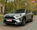 Сірий Тойота RAV4 PHEV, об'ємом двигуна 2.5 л та пробігом 63 тис. км за 49500 $, фото 2 на Automoto.ua