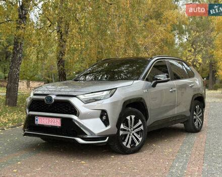 Сірий Тойота RAV4 PHEV, об'ємом двигуна 2.5 л та пробігом 63 тис. км за 49500 $, фото 6 на Automoto.ua