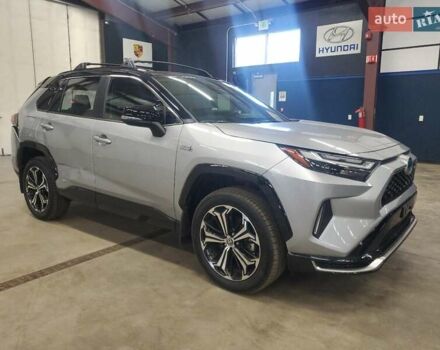 Серый Тойота RAV4 PHEV, объемом двигателя 2.49 л и пробегом 13 тыс. км за 35000 $, фото 3 на Automoto.ua