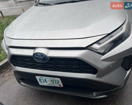 Серый Тойота RAV4 PHEV, объемом двигателя 0 л и пробегом 32 тыс. км за 34900 $, фото 8 на Automoto.ua