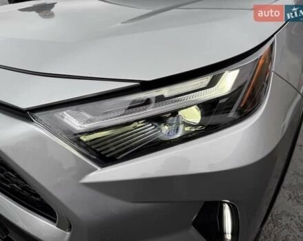 Серый Тойота RAV4 PHEV, объемом двигателя 2.5 л и пробегом 25 тыс. км за 48800 $, фото 8 на Automoto.ua
