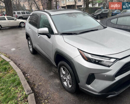 Серый Тойота RAV4 PHEV, объемом двигателя 0 л и пробегом 32 тыс. км за 34900 $, фото 12 на Automoto.ua