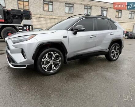 Серый Тойота RAV4 PHEV, объемом двигателя 2.5 л и пробегом 25 тыс. км за 48800 $, фото 2 на Automoto.ua