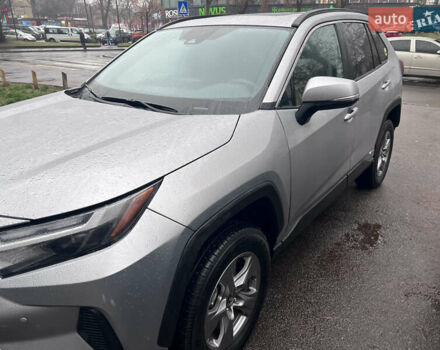 Серый Тойота RAV4 PHEV, объемом двигателя 0 л и пробегом 32 тыс. км за 34900 $, фото 7 на Automoto.ua