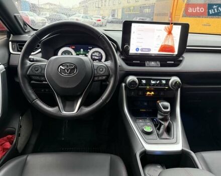 Серый Тойота RAV4 PHEV, объемом двигателя 2.5 л и пробегом 25 тыс. км за 48800 $, фото 36 на Automoto.ua