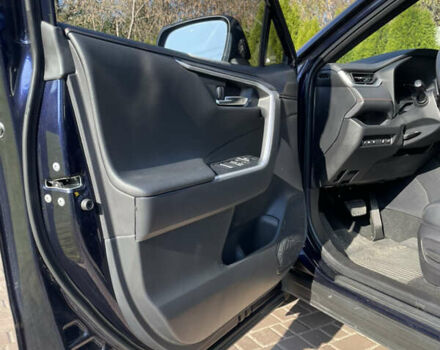 Синій Тойота RAV4 PHEV, об'ємом двигуна 2.5 л та пробігом 37 тис. км за 46500 $, фото 29 на Automoto.ua
