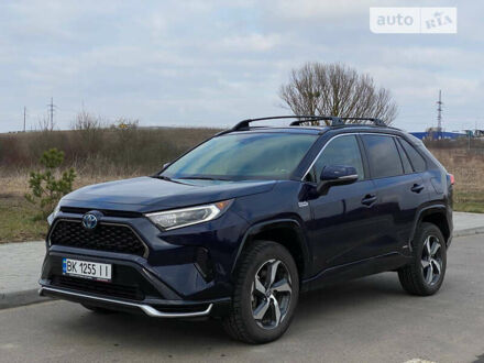 Тойота RAV4 PHEV 2021 у Рівному на Automoto.ua Синій Тойота RAV4 PHEV, об'ємом двигуна 2.5 л та пробігом 38 тис. км за 37999 $, фото 1 на Automoto.ua