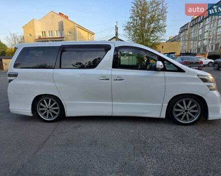 Білий Тойота Веллфаір, об'ємом двигуна 2.4 л та пробігом 110 тис. км за 15500 $, фото 5 на Automoto.ua