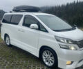 Белый Тойота Веллфаир, объемом двигателя 2.4 л и пробегом 80 тыс. км за 17200 $, фото 1 на Automoto.ua