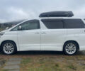 Белый Тойота Веллфаир, объемом двигателя 2.4 л и пробегом 80 тыс. км за 17200 $, фото 2 на Automoto.ua