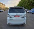 Білий Тойота Веллфаір, об'ємом двигуна 2.4 л та пробігом 110 тис. км за 13900 $, фото 6 на Automoto.ua