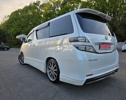 Білий Тойота Веллфаір, об'ємом двигуна 2.4 л та пробігом 110 тис. км за 13900 $, фото 2 на Automoto.ua