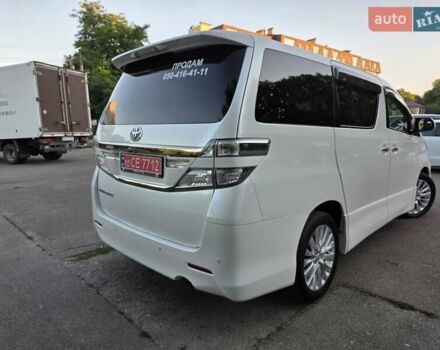Білий Тойота Веллфаір, об'ємом двигуна 2.4 л та пробігом 83 тис. км за 19300 $, фото 13 на Automoto.ua