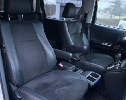 Белый Тойота Веллфаир, объемом двигателя 2.4 л и пробегом 97 тыс. км за 16900 $, фото 22 на Automoto.ua