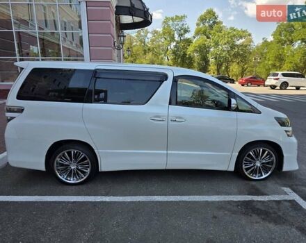 Білий Тойота Веллфаір, об'ємом двигуна 2.4 л та пробігом 97 тис. км за 18500 $, фото 10 на Automoto.ua