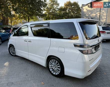 Білий Тойота Веллфаір, об'ємом двигуна 2.36 л та пробігом 84 тис. км за 16500 $, фото 28 на Automoto.ua