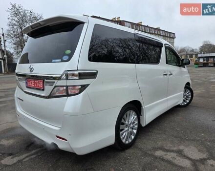 Белый Тойота Веллфаир, объемом двигателя 2.4 л и пробегом 83 тыс. км за 18500 $, фото 12 на Automoto.ua