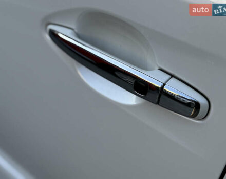 Білий Тойота Веллфаір, об'ємом двигуна 2.36 л та пробігом 84 тис. км за 16500 $, фото 48 на Automoto.ua