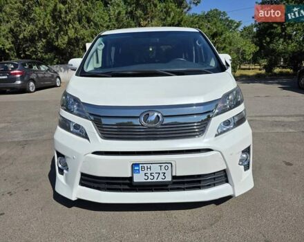 Білий Тойота Веллфаір, об'ємом двигуна 2.4 л та пробігом 84 тис. км за 16300 $, фото 4 на Automoto.ua