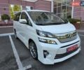 Білий Тойота Веллфаір, об'ємом двигуна 2.4 л та пробігом 97 тис. км за 18500 $, фото 1 на Automoto.ua