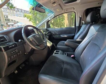 Белый Тойота Веллфаир, объемом двигателя 2.4 л и пробегом 84 тыс. км за 18500 $, фото 29 на Automoto.ua