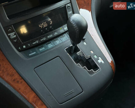 Білий Тойота Веллфаір, об'ємом двигуна 2.36 л та пробігом 84 тис. км за 16500 $, фото 49 на Automoto.ua