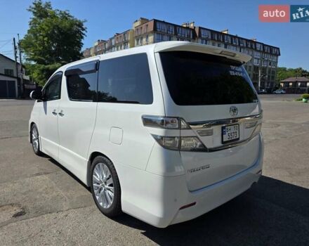 Білий Тойота Веллфаір, об'ємом двигуна 2.4 л та пробігом 84 тис. км за 16300 $, фото 12 на Automoto.ua