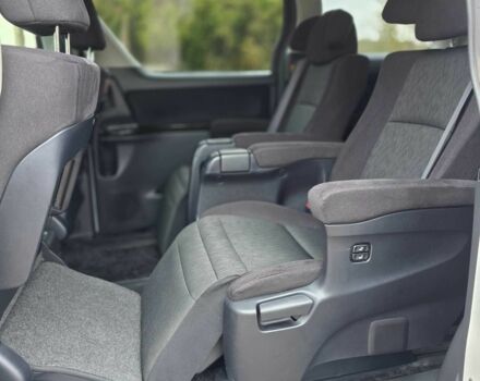 Белый Тойота Веллфаир, объемом двигателя 2.4 л и пробегом 83 тыс. км за 18500 $, фото 11 на Automoto.ua