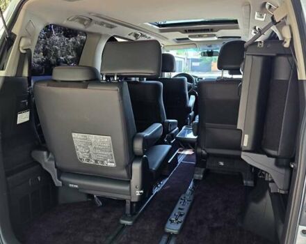 Белый Тойота Веллфаир, объемом двигателя 2.4 л и пробегом 84 тыс. км за 18500 $, фото 40 на Automoto.ua