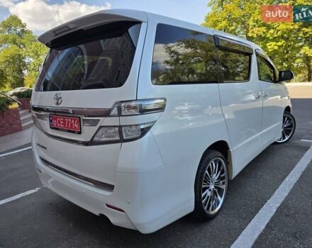 Білий Тойота Веллфаір, об'ємом двигуна 2.4 л та пробігом 97 тис. км за 18500 $, фото 12 на Automoto.ua