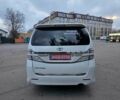 Белый Тойота Веллфаир, объемом двигателя 2.4 л и пробегом 97 тыс. км за 16900 $, фото 2 на Automoto.ua