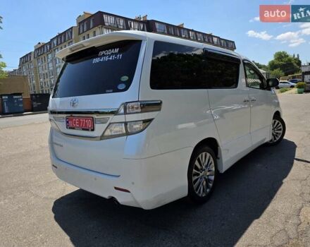 Белый Тойота Веллфаир, объемом двигателя 2.4 л и пробегом 84 тыс. км за 18500 $, фото 11 на Automoto.ua