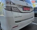 Білий Тойота Веллфаір, об'ємом двигуна 2.4 л та пробігом 97 тис. км за 18500 $, фото 2 на Automoto.ua