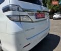 Білий Тойота Веллфаір, об'ємом двигуна 2.4 л та пробігом 84 тис. км за 18500 $, фото 19 на Automoto.ua