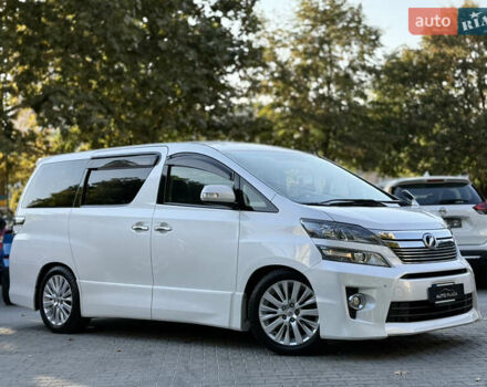 Білий Тойота Веллфаір, об'ємом двигуна 2.36 л та пробігом 84 тис. км за 16500 $, фото 17 на Automoto.ua