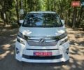 Білий Тойота Веллфаір, об'ємом двигуна 2.4 л та пробігом 84 тис. км за 18500 $, фото 12 на Automoto.ua