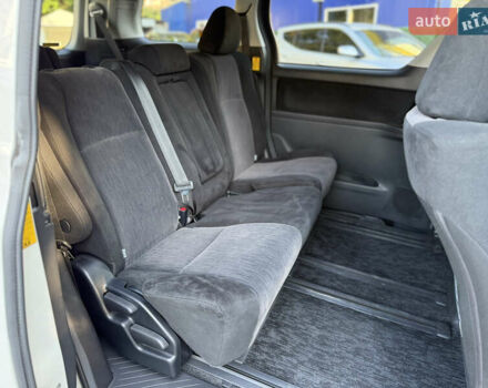 Білий Тойота Веллфаір, об'ємом двигуна 2.36 л та пробігом 84 тис. км за 16500 $, фото 38 на Automoto.ua