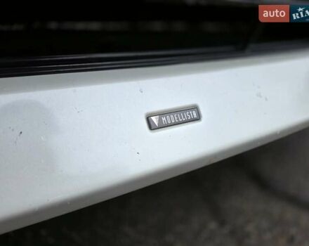 Белый Тойота Веллфаир, объемом двигателя 2.4 л и пробегом 83 тыс. км за 18500 $, фото 14 на Automoto.ua