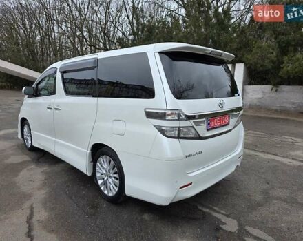 Белый Тойота Веллфаир, объемом двигателя 2.4 л и пробегом 83 тыс. км за 18500 $, фото 4 на Automoto.ua
