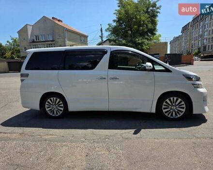 Белый Тойота Веллфаир, объемом двигателя 2.4 л и пробегом 84 тыс. км за 18500 $, фото 4 на Automoto.ua