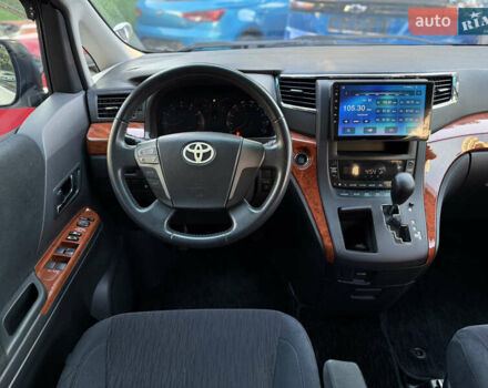 Білий Тойота Веллфаір, об'ємом двигуна 2.36 л та пробігом 84 тис. км за 16500 $, фото 43 на Automoto.ua