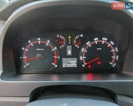 Білий Тойота Веллфаір, об'ємом двигуна 2.4 л та пробігом 97 тис. км за 18500 $, фото 21 на Automoto.ua
