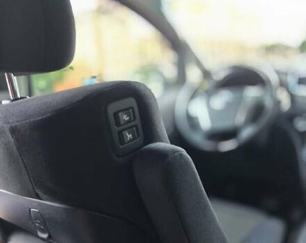 Білий Тойота Веллфаір, об'ємом двигуна 2.4 л та пробігом 83 тис. км за 19300 $, фото 39 на Automoto.ua