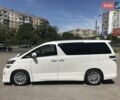 Білий Тойота Веллфаір, об'ємом двигуна 2.36 л та пробігом 84 тис. км за 15500 $, фото 6 на Automoto.ua