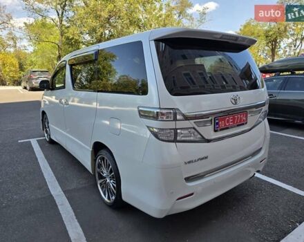 Білий Тойота Веллфаір, об'ємом двигуна 2.4 л та пробігом 97 тис. км за 18500 $, фото 9 на Automoto.ua